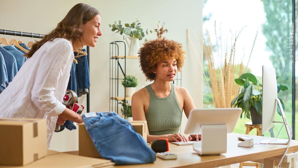 Empowering Your Online Sales with Odoo Empowering Your Online Sales with Odoo